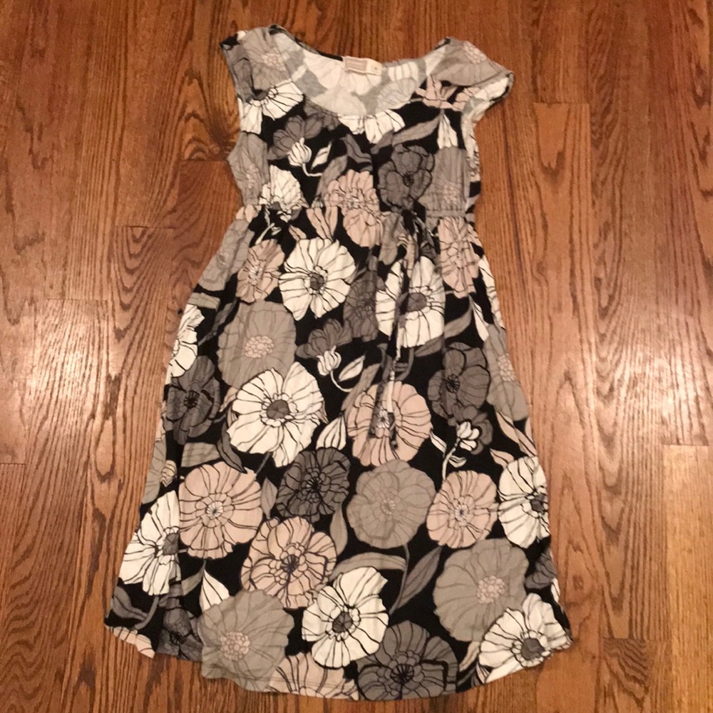 Old navy maternity dress